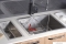 SAPHO - Rácsos csöpögtető kosár mosogatótálcába - Rozsdamentes acél (EP100)