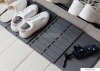 UMBRA - SHOE DRY - Cipőtartó szőnyeg 4 pár cipőhöz - Szürke műanyag, habszivacs