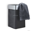BLOMUS - NEXIO - Fürdőszobai mini szennyestartó - Falra szerelhető - Antracit szövet, fényes rozsdamentes acél